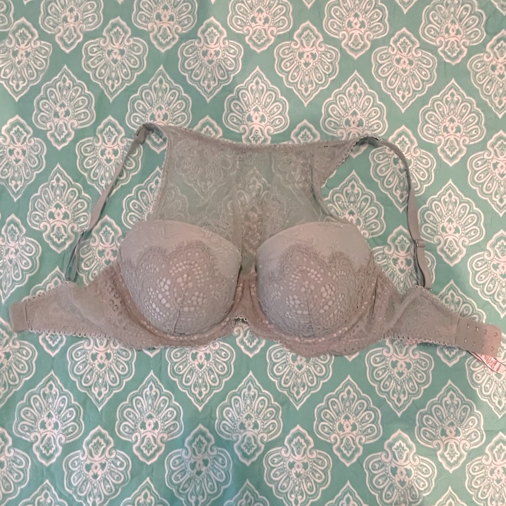BNWT VS BRA ✨